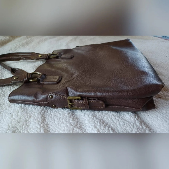 🍒 Liz Claiborne Leather Saddle Satchel Bag Purse - Picture 6 of 8